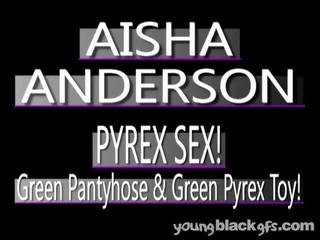 Erótico jovem grávida negra jovem fêmea aisha anderson